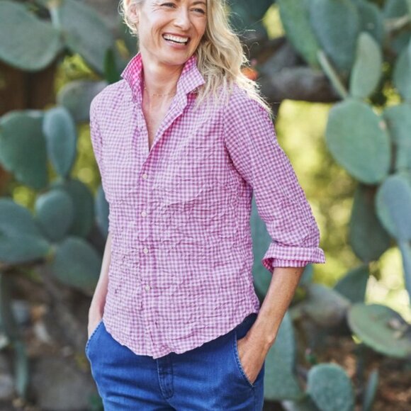 Frank & Eileen Tops - Frank & Eileen Multi Pink Gingham Signature Crinkle. Size S